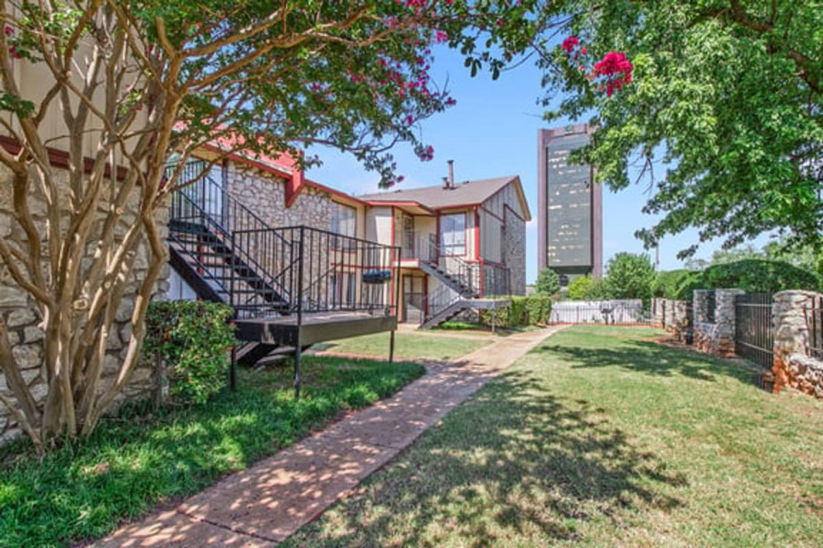 Apartment for rent at 4861 N Blackwelder Ave, Oklahoma City, OK 73118