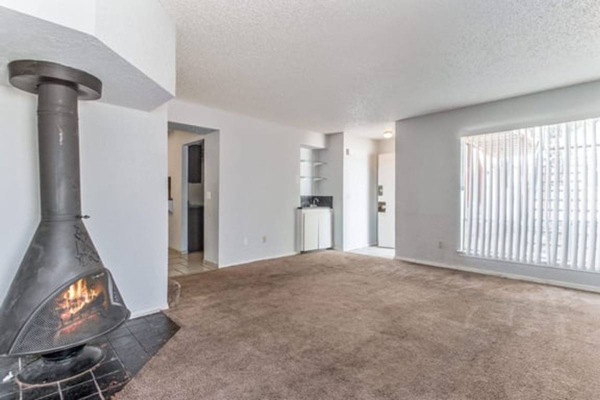 Apartment for rent at 4861 N Blackwelder Ave, Oklahoma City, OK 73118