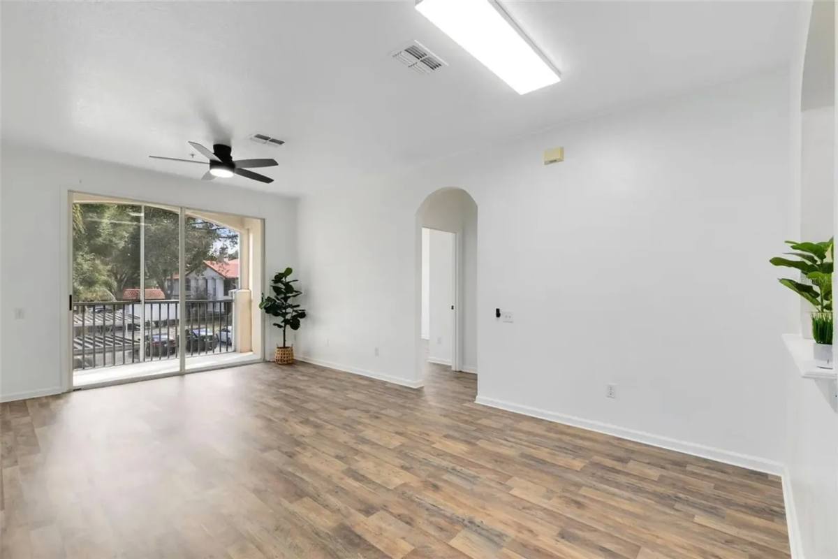 Condo for rent at 1224 S Hiawassee Rd, Orlando, FL 32835