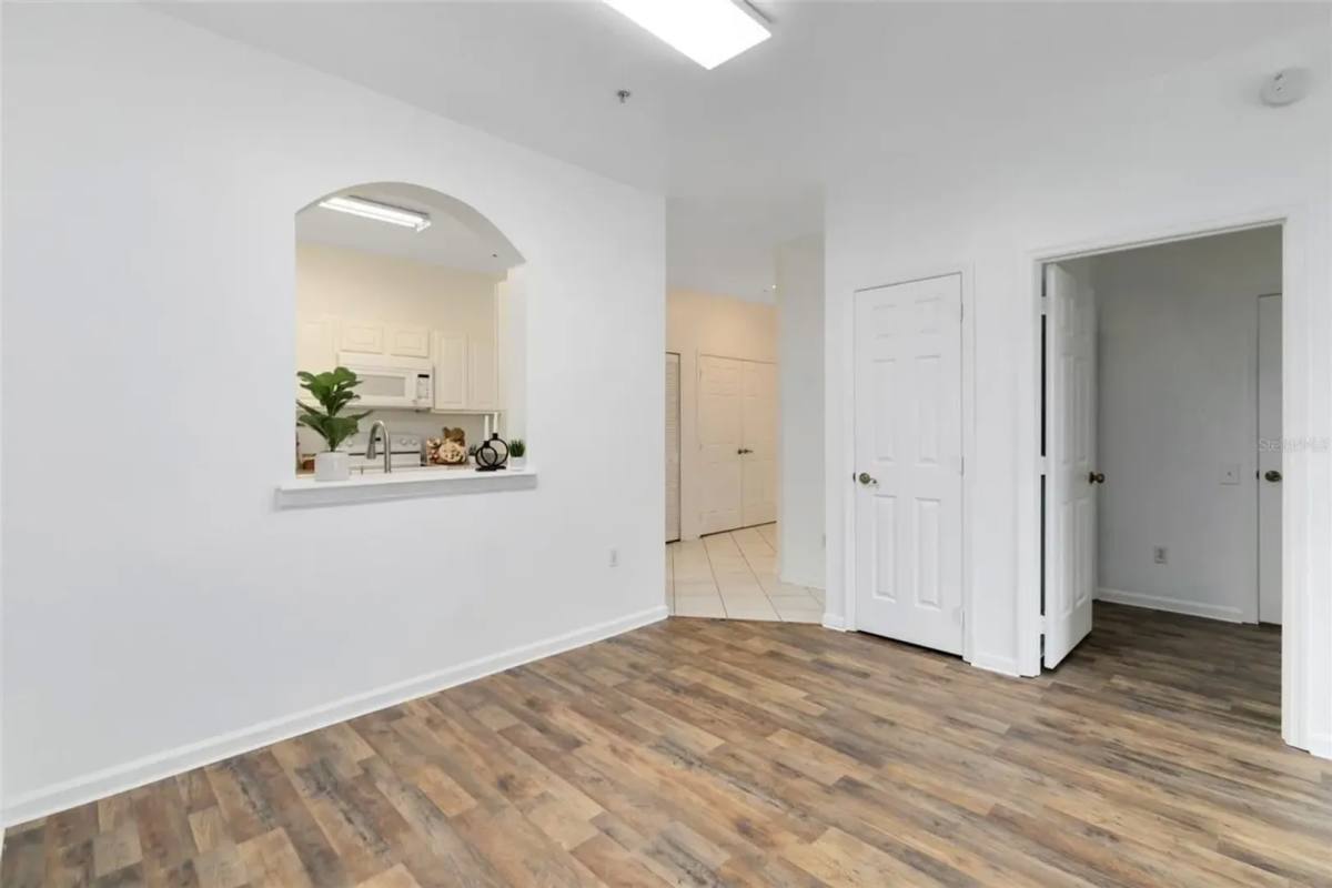 Condo for rent at 1224 S Hiawassee Rd, Orlando, FL 32835