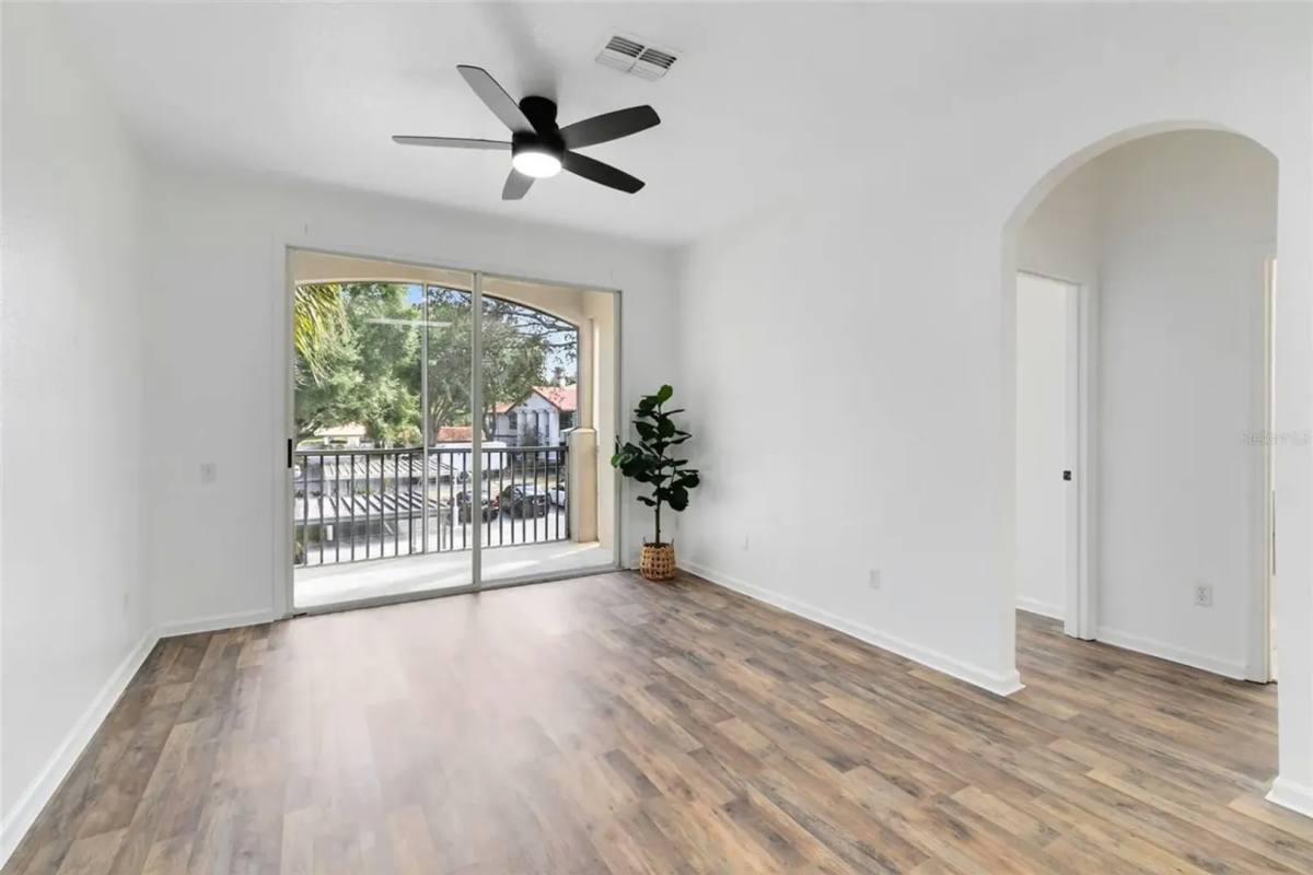 Condo for rent at 1224 S Hiawassee Rd, Orlando, FL 32835