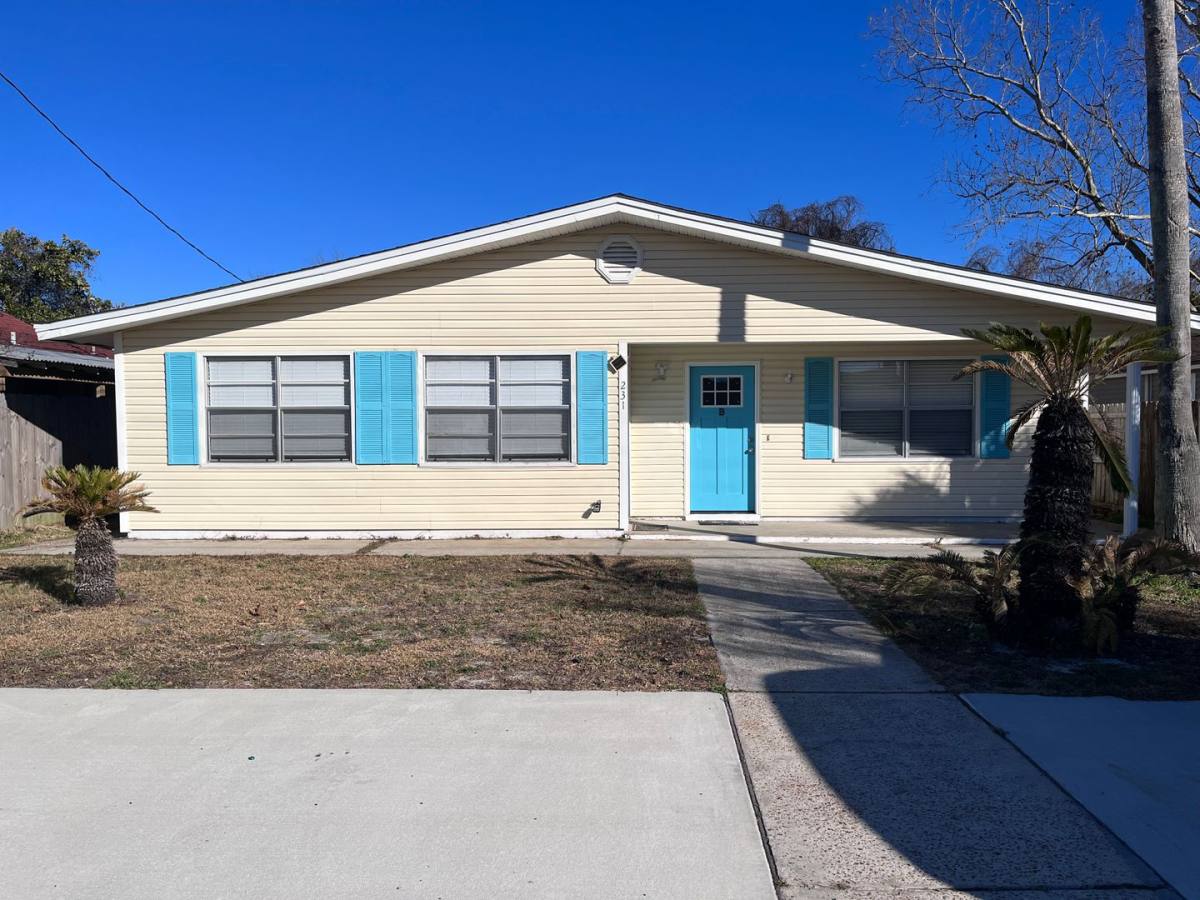 Apartment for rent at 231 Poinsettia Dr, Panama City Beach, FL 32413