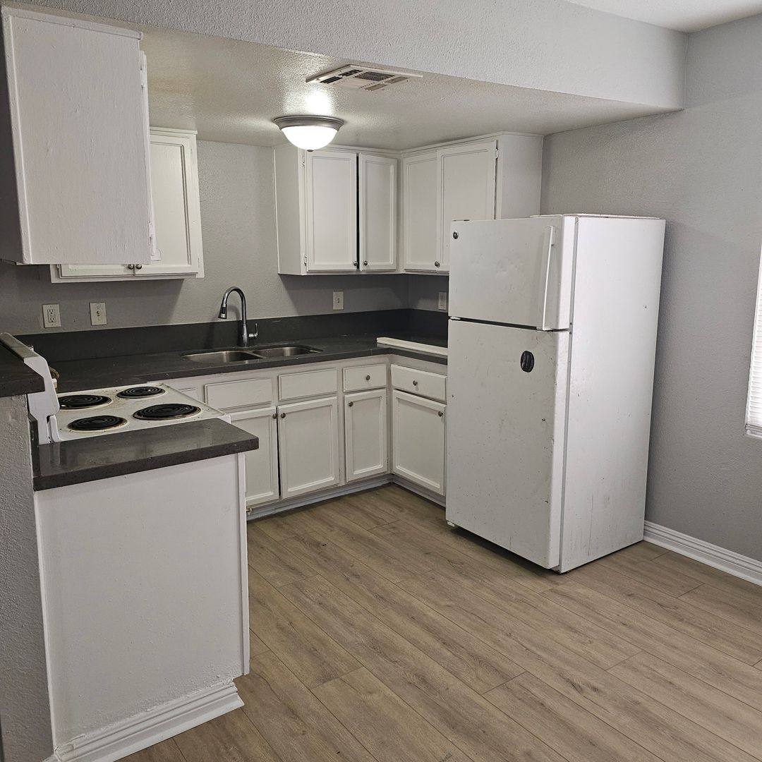 Apartment for rent at 4720 Cessna Ave, Las Vegas, NV 89115