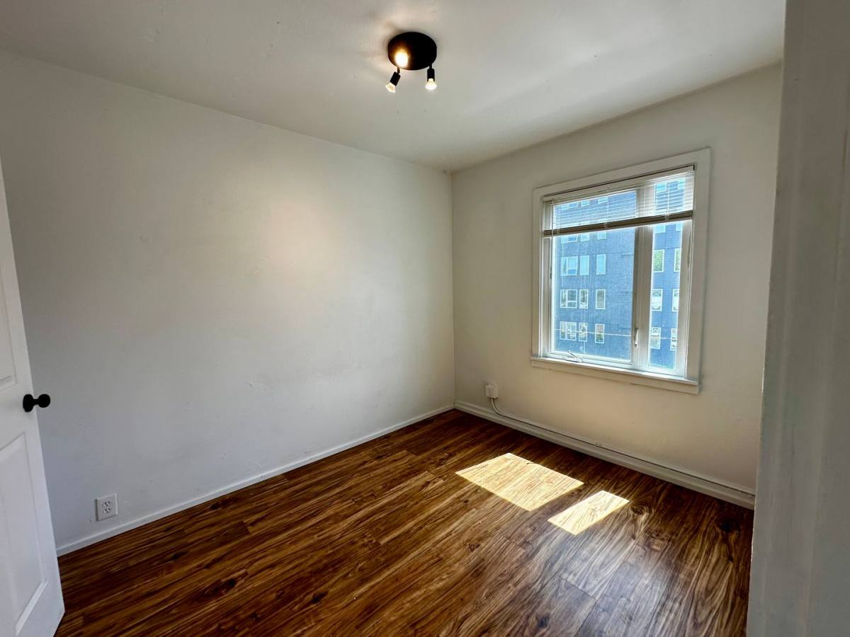 Apartment for rent at 1109 S 8th St, Tacoma, WA 98405