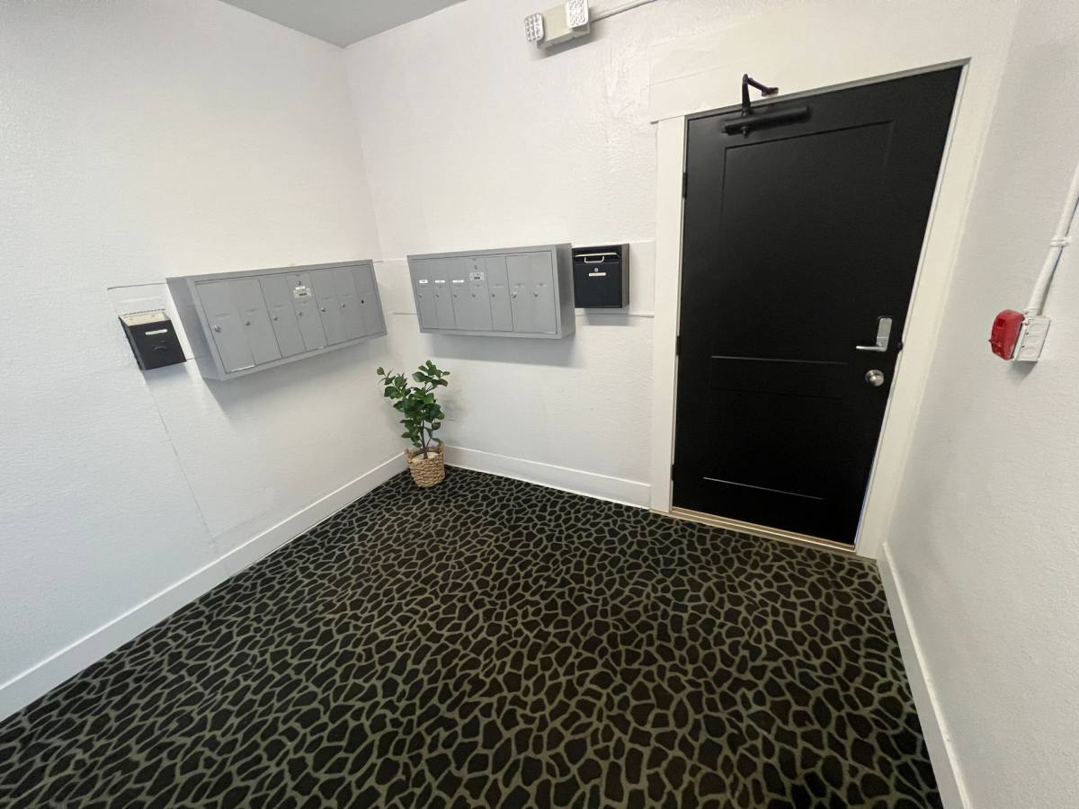 Apartment for rent at 1109 S 8th St, Tacoma, WA 98405