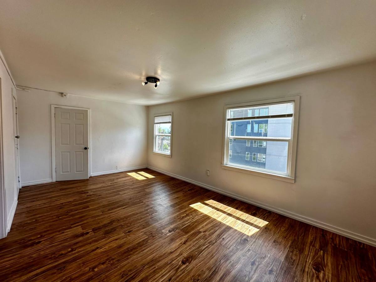 Apartment for rent at 1109 S 8th St, Tacoma, WA 98405