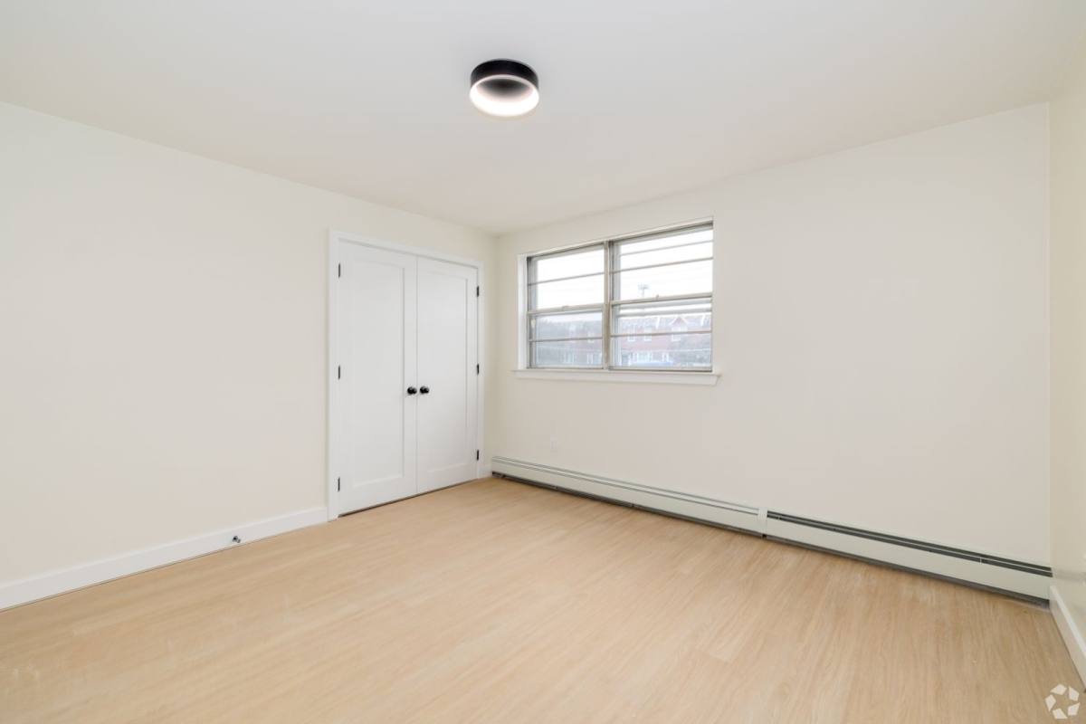 Apartment for rent at 921 Tyson Ave, Philadelphia, PA 19111
