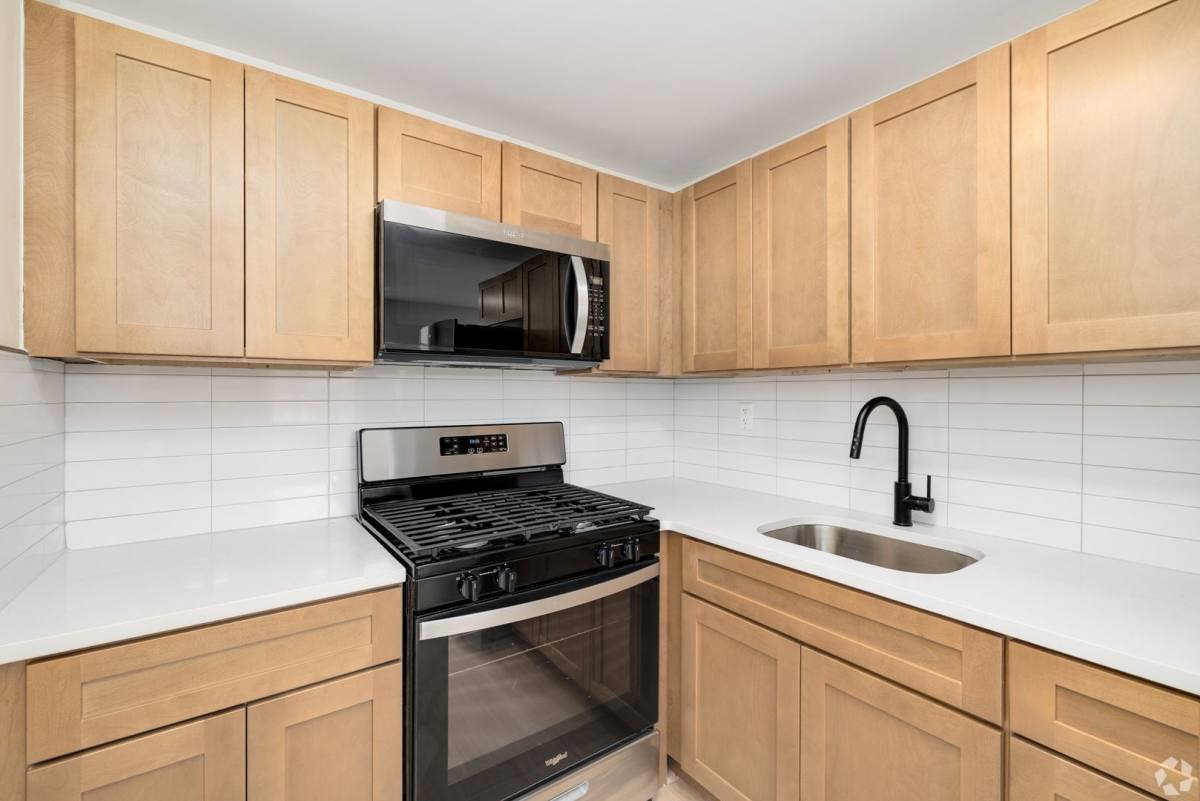 Apartment for rent at 921 Tyson Ave, Philadelphia, PA 19111