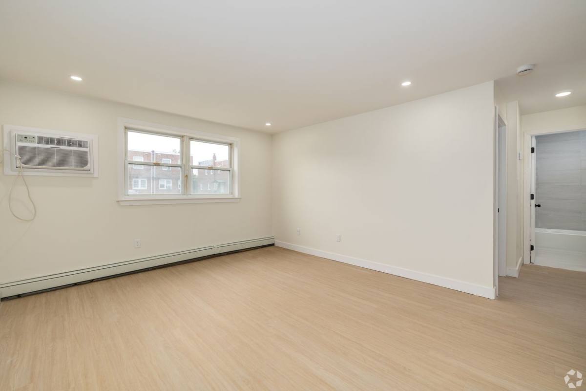 Apartment for rent at 921 Tyson Ave, Philadelphia, PA 19111