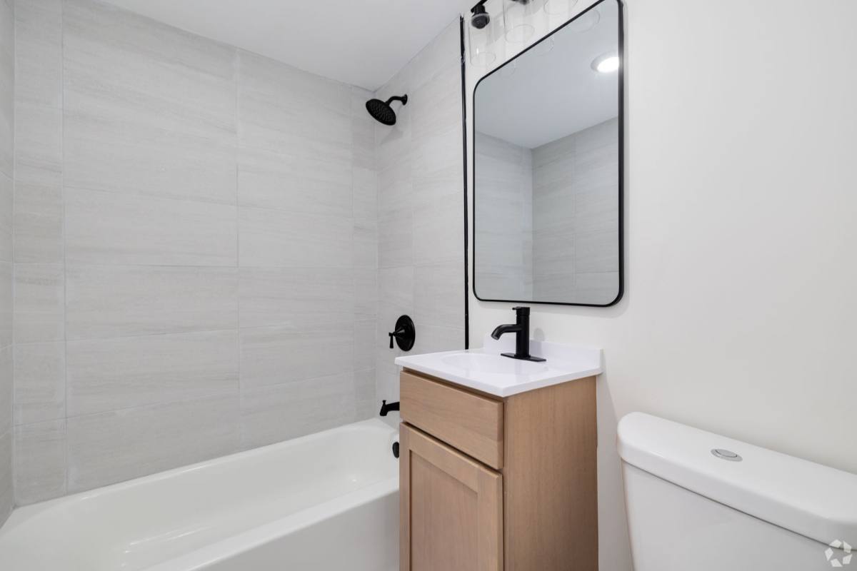 Apartment for rent at 921 Tyson Ave, Philadelphia, PA 19111