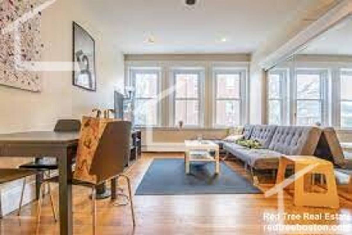 Apartment for rent at 100 Pleasant St #2B, Brookline, MA 02446