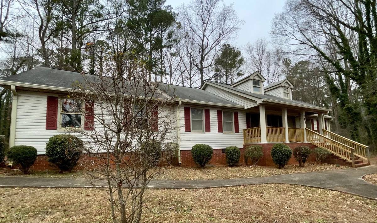 House for rent at 764 Hemphill Rd, Stockbridge, GA 30281