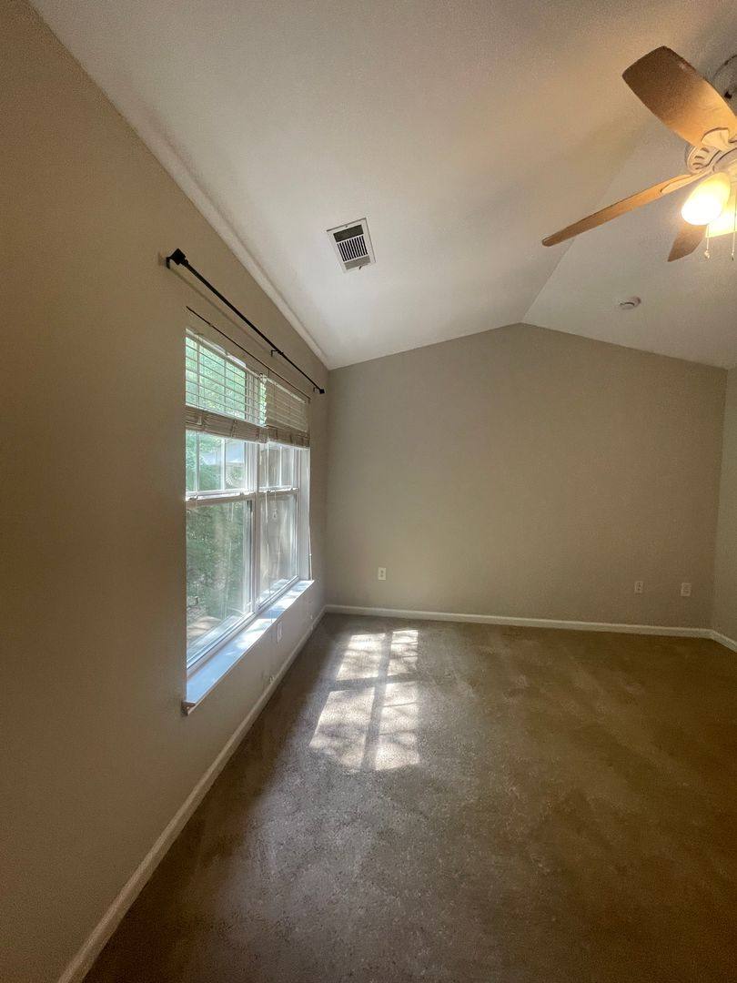 Apartment for rent at 3914 Cherokee Woods Way, Knoxville, TN 37920