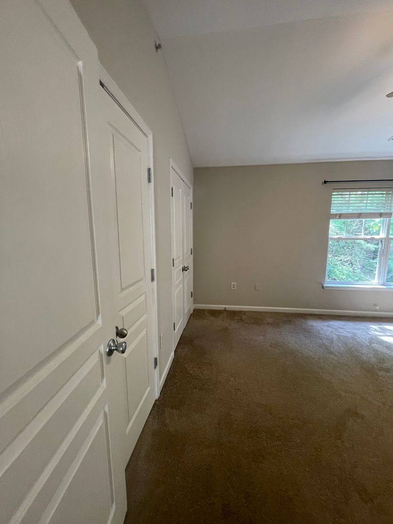 Apartment for rent at 3914 Cherokee Woods Way, Knoxville, TN 37920