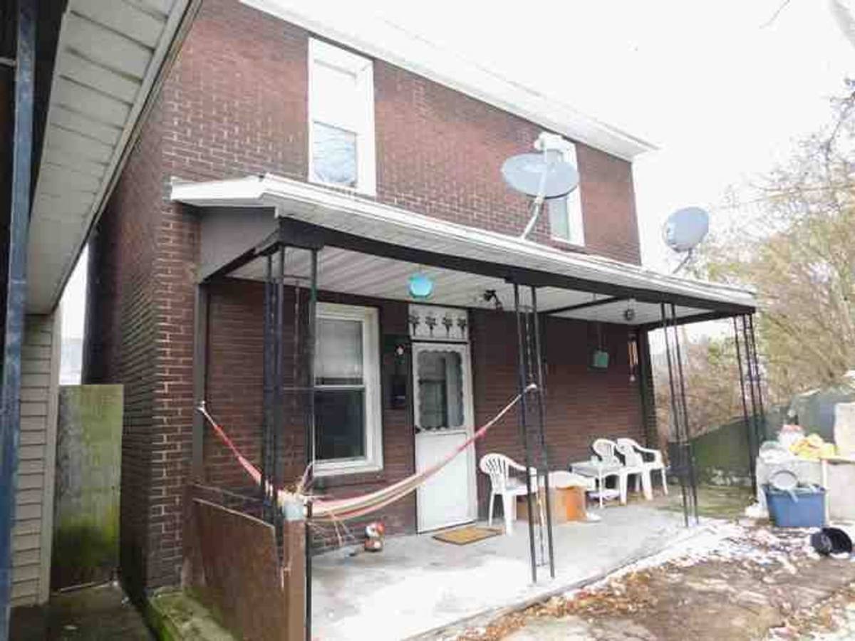 Apartment for rent at 1111 Locust St, Johnstown, PA 15909