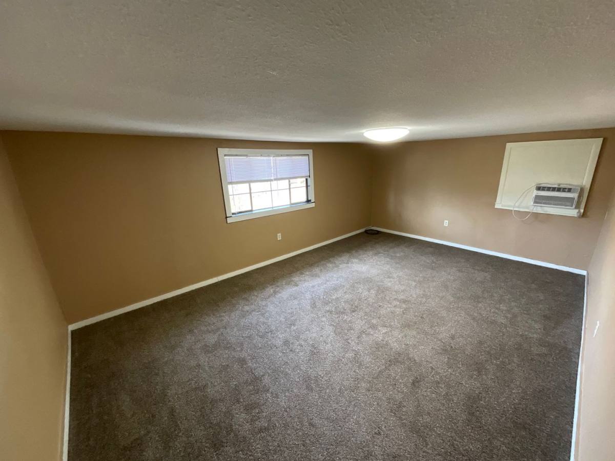 Apartment for rent at 3020 B 5th St, Marianna, FL 32446