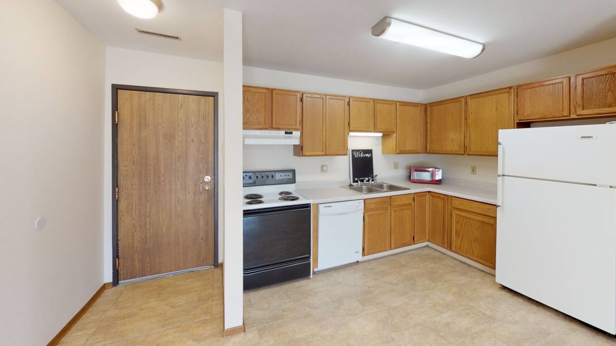Apartment for rent at 908 Douglas Ave, Ames, IA 50010