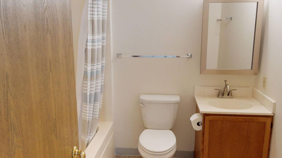 Apartment for rent at 908 Douglas Ave, Ames, IA 50010