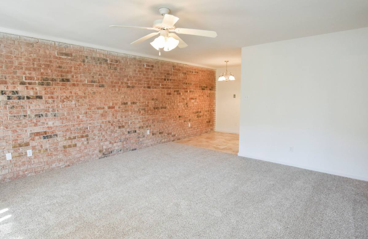 Apartment for rent at 1040 Focis St, Metairie, LA 70005