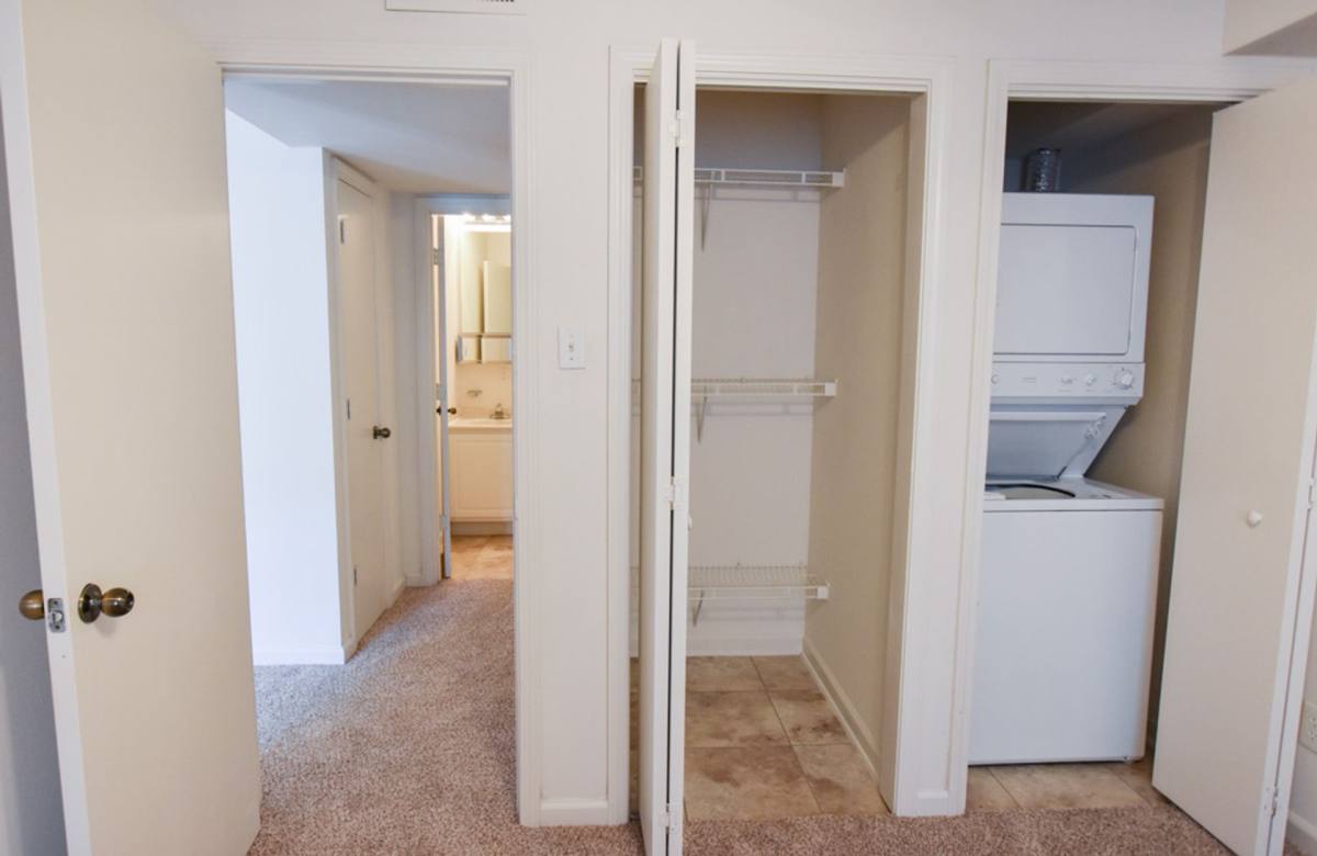 Apartment for rent at 1040 Focis St, Metairie, LA 70005