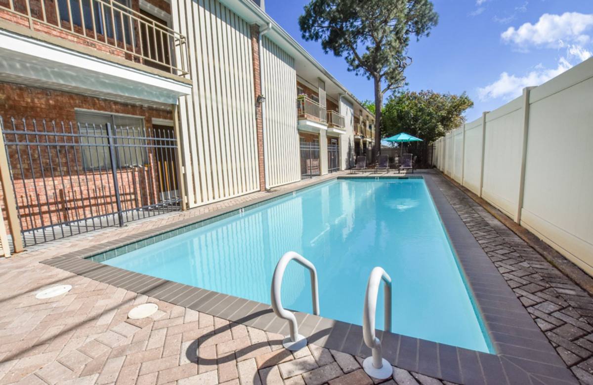 Apartment for rent at 1040 Focis St, Metairie, LA 70005