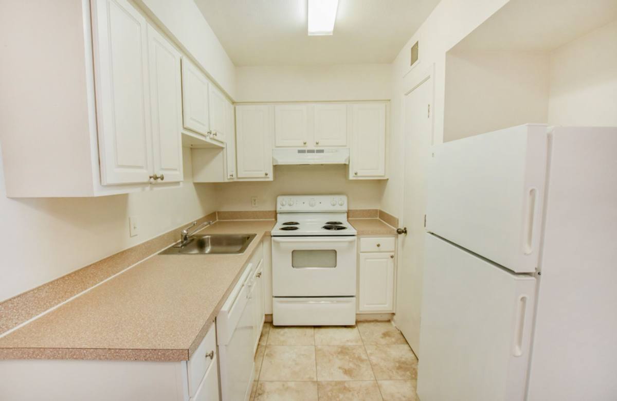 Apartment for rent at 1040 Focis St, Metairie, LA 70005