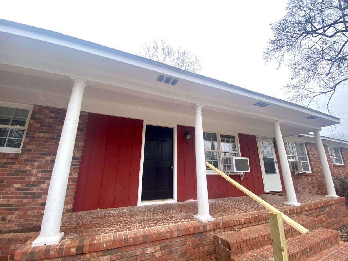 Apartment for rent at 242 Cochran Rd, Clemson, SC 29631