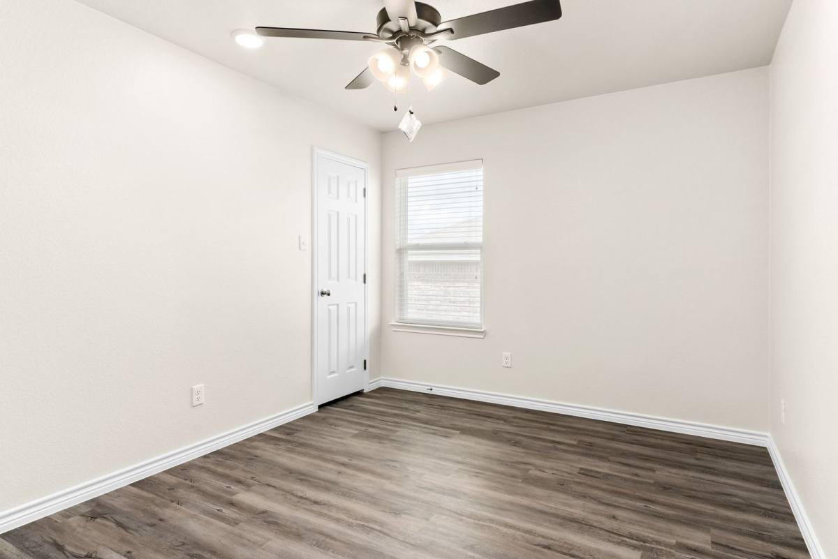Apartment for rent at 305 Lost Trail, Copperas Cove, TX 76522