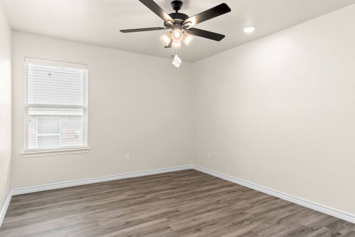 Apartment for rent at 305 Lost Trail, Copperas Cove, TX 76522
