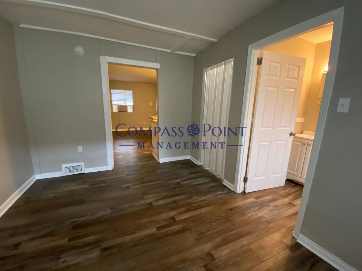 Apartment for rent at 532 Pemberton St, Lexington, KY 40508