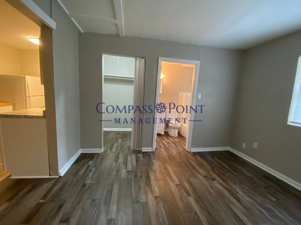 Apartment for rent at 532 Pemberton St, Lexington, KY 40508