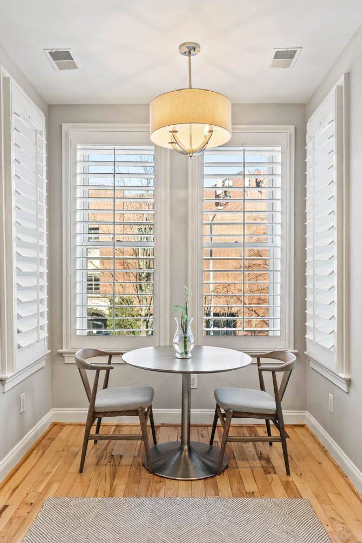 Apartment for rent at 1224 R St NW, Washington, DC 20009