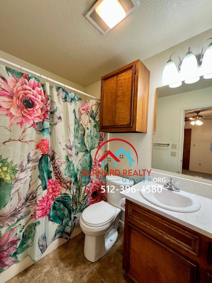 Apartment for rent at 1404 Earle, San Marcos, TX 78666