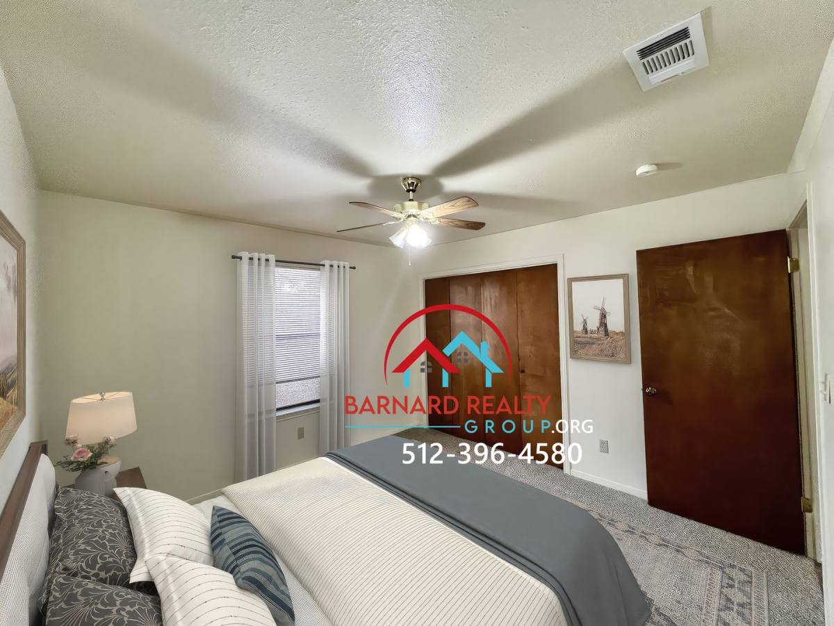 Apartment for rent at 1404 Earle, San Marcos, TX 78666