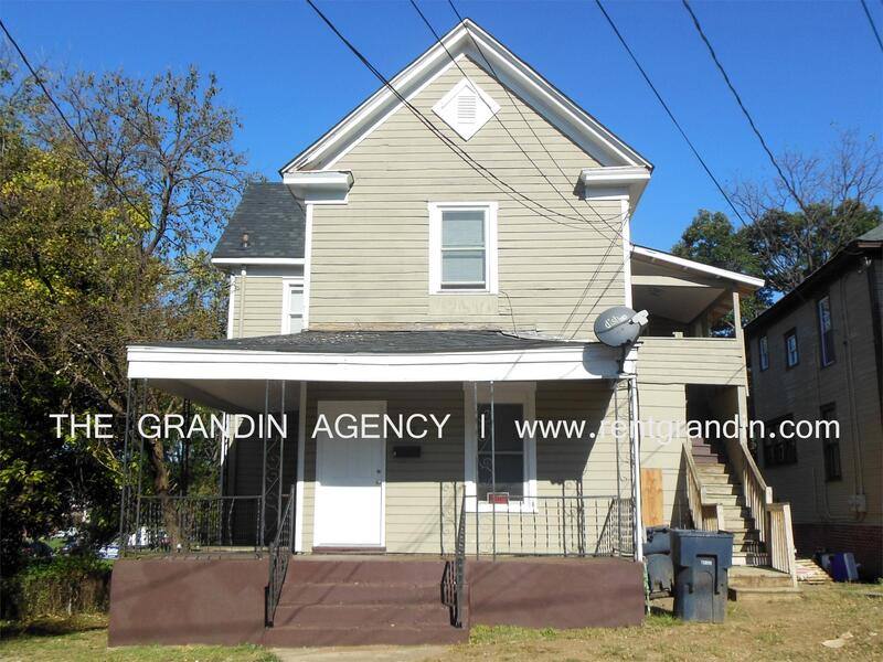 House for rent at 922 12th St SE #A, Roanoke, VA 24013