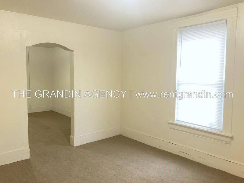 House for rent at 922 12th St SE #A, Roanoke, VA 24013