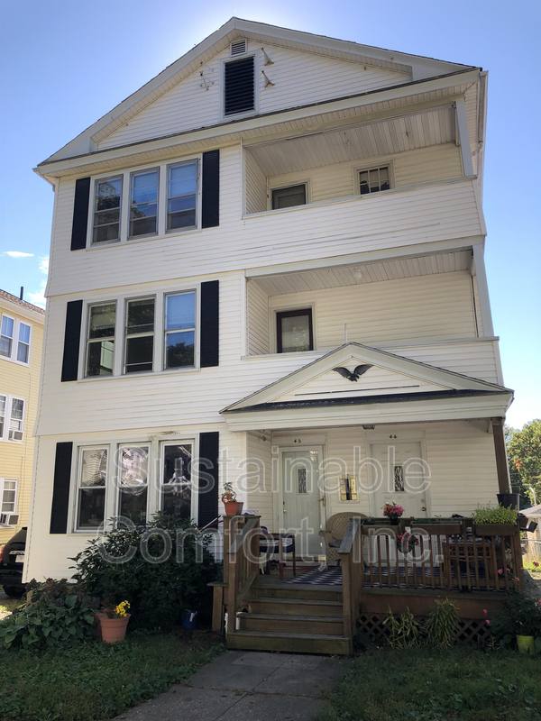 Apartment for rent at 44 Fairfax Rd #2, Worcester, MA 01610
