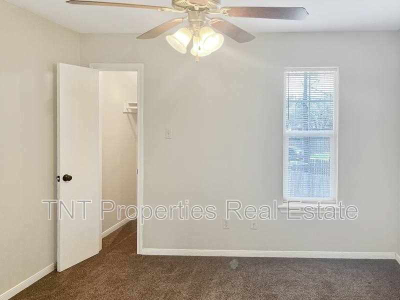 Townhouse for rent at 1811 Woodsman Dr #C, College Station, TX 77840