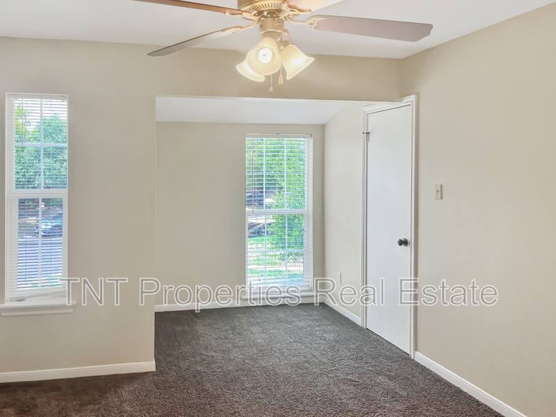 Townhouse for rent at 1811 Woodsman Dr #C, College Station, TX 77840