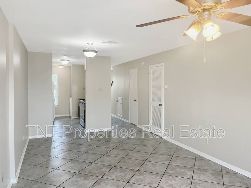 Townhouse for rent at 1811 Woodsman Dr #C, College Station, TX 77840