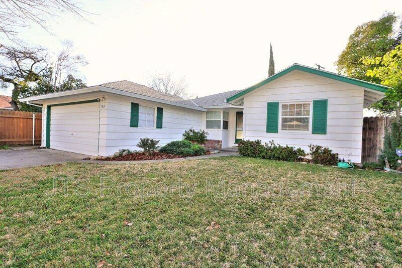 House for rent at 1817 Vesta Way, Sacramento, CA 95864