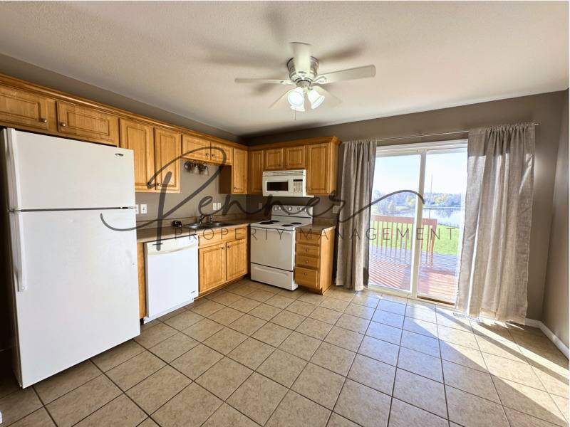 House for rent at 1015 NW Willow Dr, Grain Valley, MO 64029