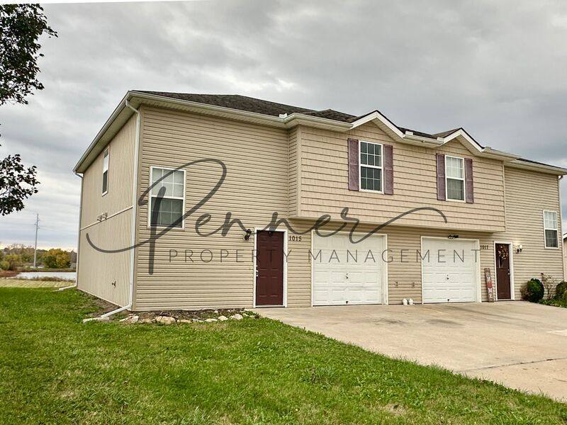 House for rent at 1015 NW Willow Dr, Grain Valley, MO 64029