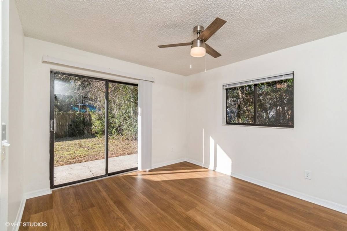 Apartment for rent at 2520-2522 NW 4th Terrace, Gainesville, FL 32609