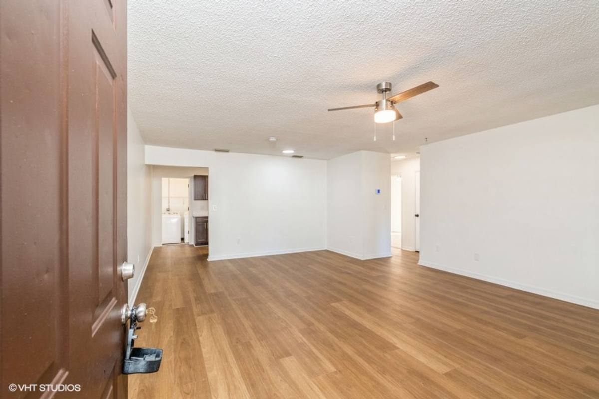 Apartment for rent at 2520-2522 NW 4th Terrace, Gainesville, FL 32609