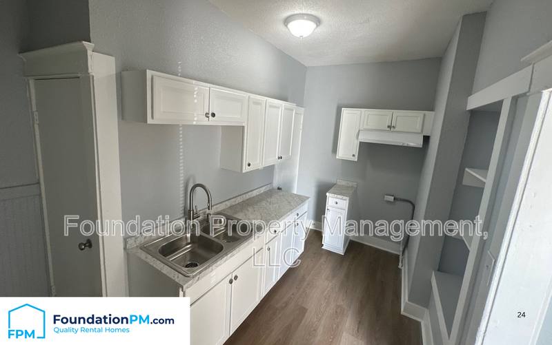 House for rent at 1688 Glenview Ave, Memphis, TN 38106