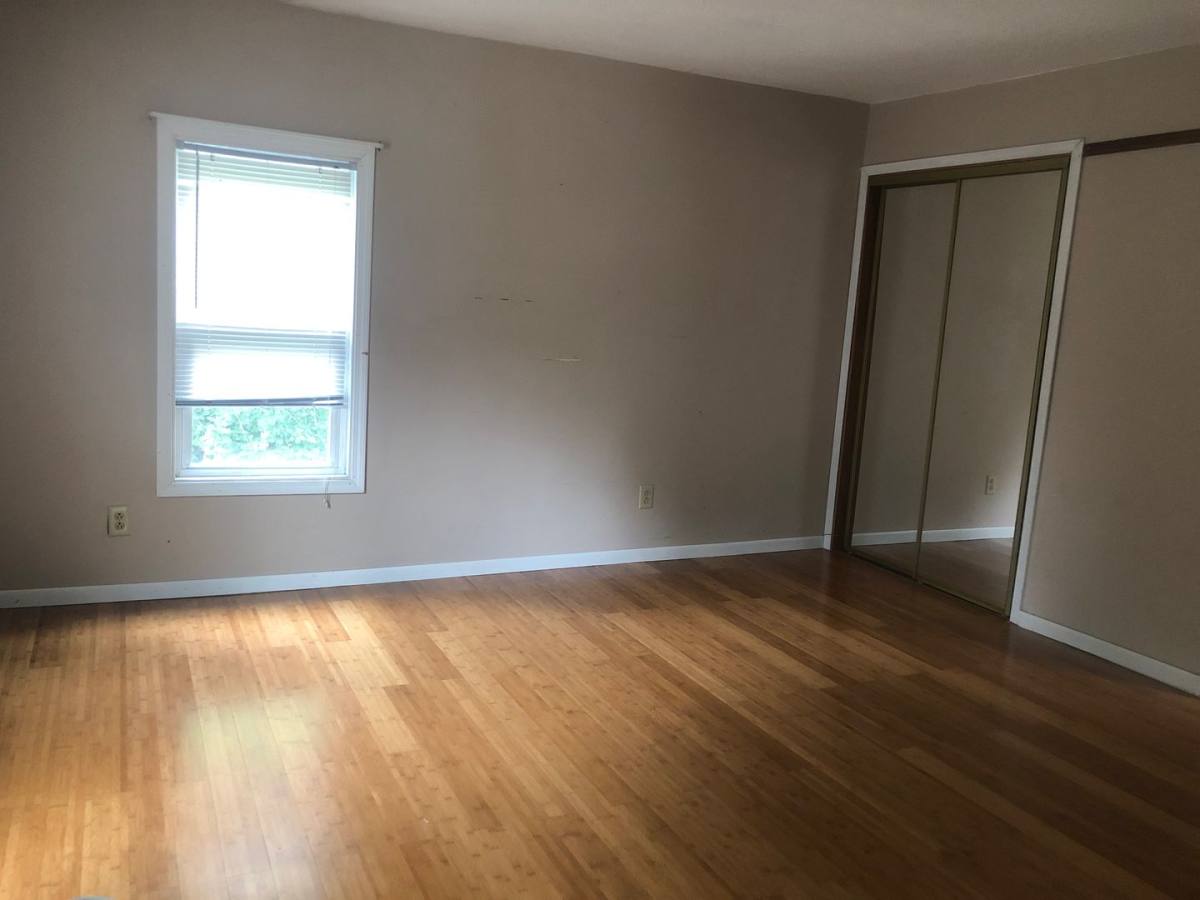 House for rent at 4478 Mechanicsburg Rd, Springfield, IL 62712