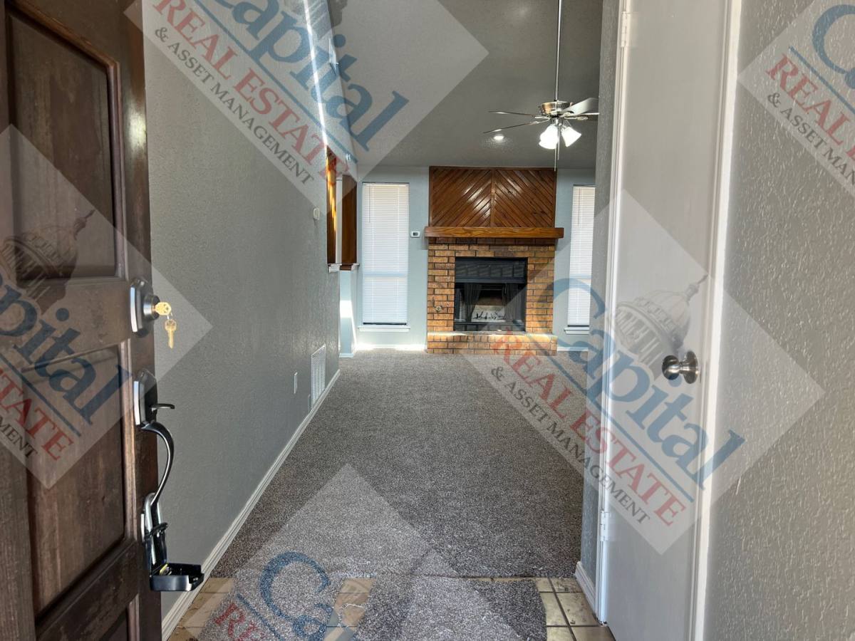 House for rent at 1013 W Gladys Way, Mustang, OK 73064