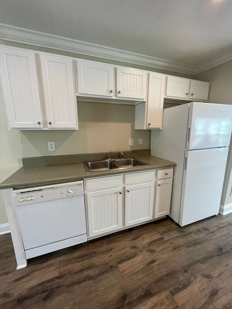 Apartment for rent at 3831 Cherokee Woods Way, Knoxville, TN 37920