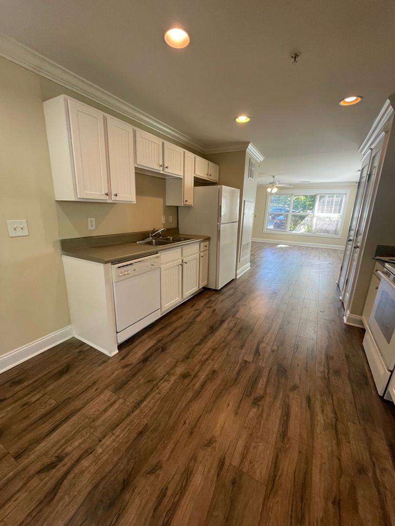Apartment for rent at 3831 Cherokee Woods Way, Knoxville, TN 37920